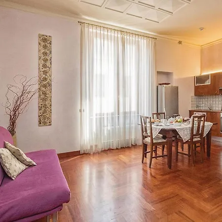 Apartment Cozy In Le With Kitchen